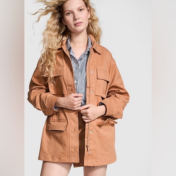 NWT PINK Victoria’s Secret cargo Utility Jacket in Toffee color. Size Large - Picture 3 of 7